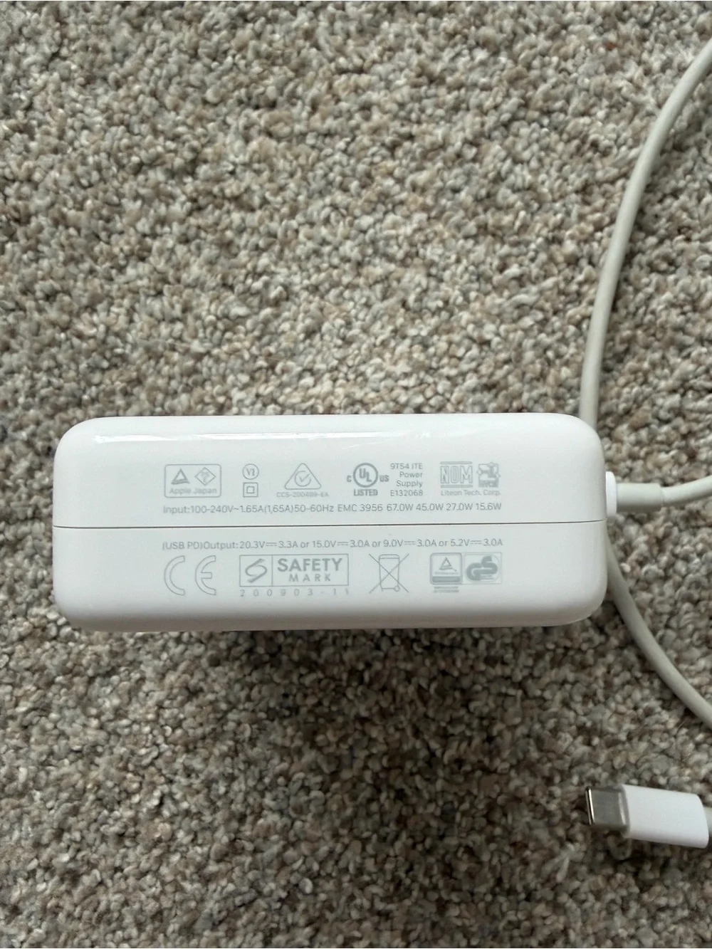 Apple MacBook 67W USB-C Power Adapter Model A2518
